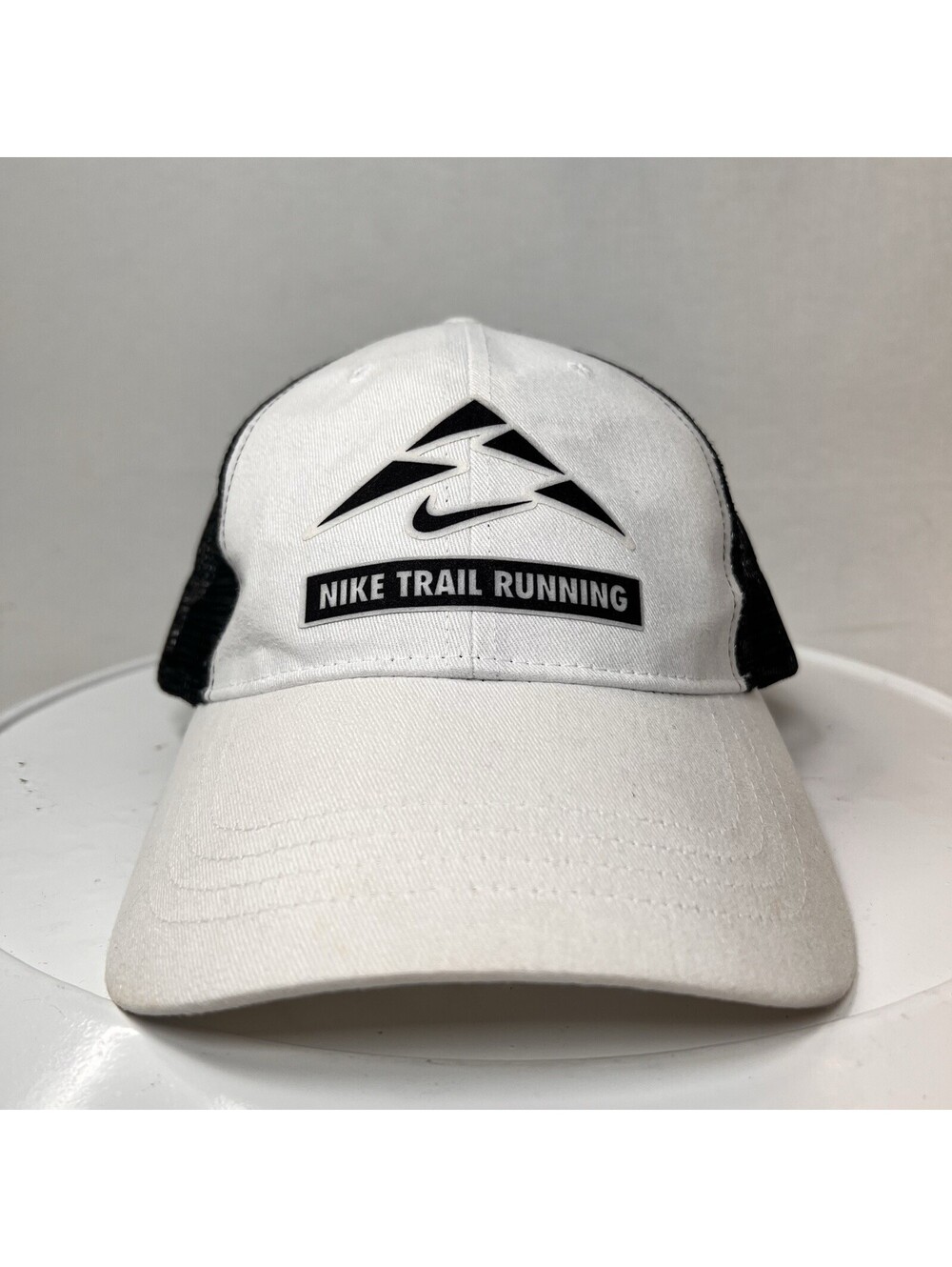 Nike Trail Cap America Strapback Hat - White With Black Mesh